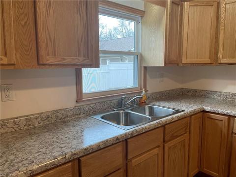 987 Shamrock Dr, Barnesville, OH 43713 photo 10