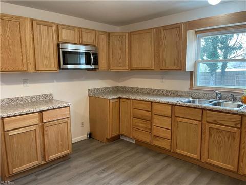 987 Shamrock Dr, Barnesville, OH 43713 photo 7