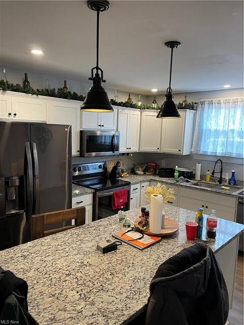313 Biggs Ave, Conesville, OH 43811 photo 4