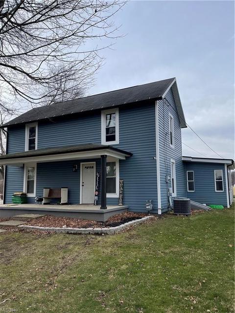313 Biggs Ave, Conesville, OH 43811 photo 2