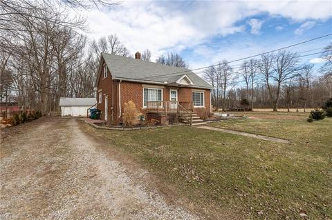 33550 Pear St, Avon, OH 44011 photo 2
