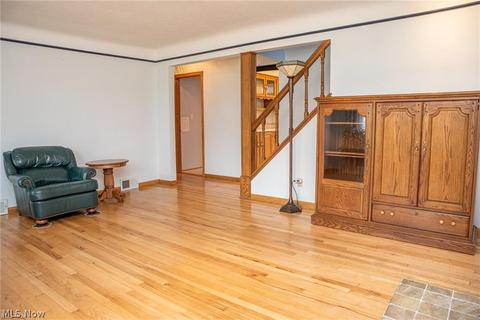 3232 E Sprague Rd, Broadview Heights, OH 44147 photo 5
