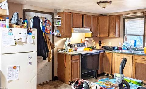 3224 3rd St SE, Canton, OH 44707 photo 4
