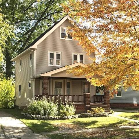 745 E 236th St, Euclid, OH 44123 photo 1