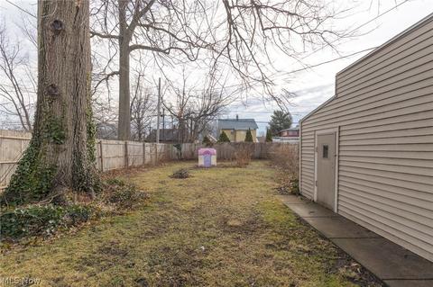 745 E 236th St, Euclid, OH 44123 photo 35