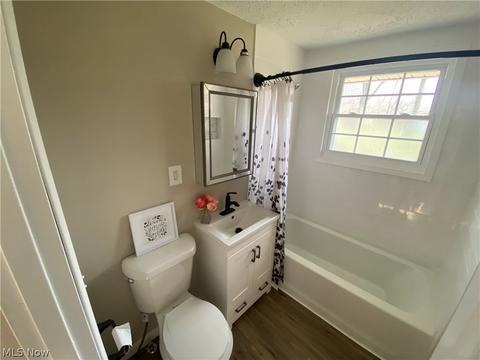 1035 N Pasadena, Elyria, OH 44035 photo 12