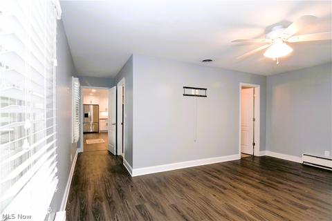 215 N Wheaton Rd, Akron, OH 44313 photo 25