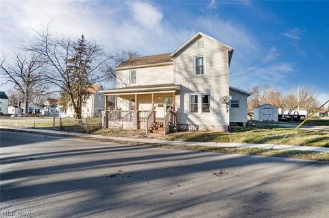 105 Edwards St, Lima, OH 45801 photo 2
