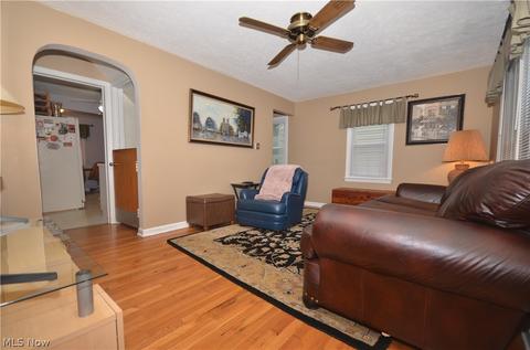 1217 Gorge Blvd, Akron, OH 44310 photo 10