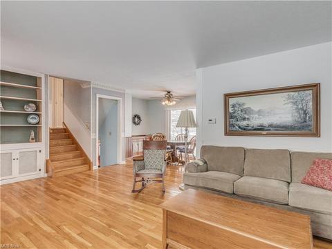 1532 Centerview Dr, Copley, OH 44321 photo 4