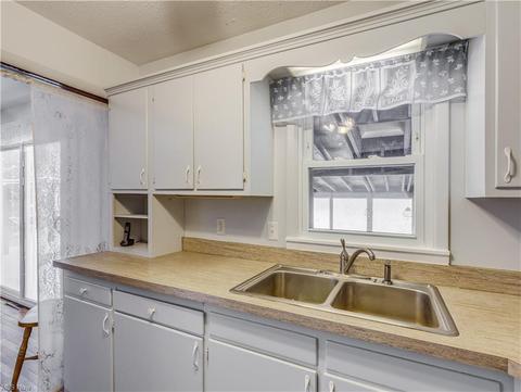 1532 Centerview Dr, Copley, OH 44321 photo 10