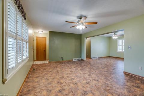 5010 Barrie St NW, Canton, OH 44708 photo 11