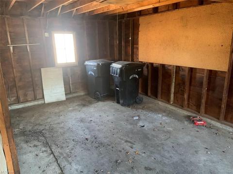 181 Roosevelt Ave, Elyria, OH 44035 photo 8
