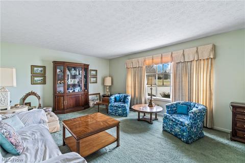 7495 Byron Ave NE, Canton, OH 44721 photo 5