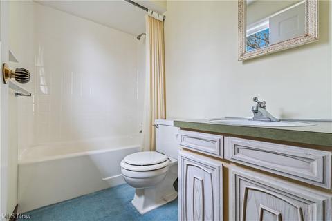 7495 Byron Ave NE, Canton, OH 44721 photo 16