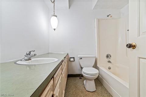 7495 Byron Ave NE, Canton, OH 44721 photo 20