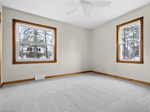 645 Elm St, Struthers, OH 44471 photo 9