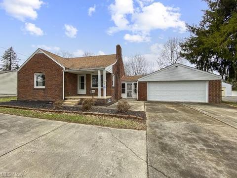 645 Elm St, Struthers, OH 44471 photo 15