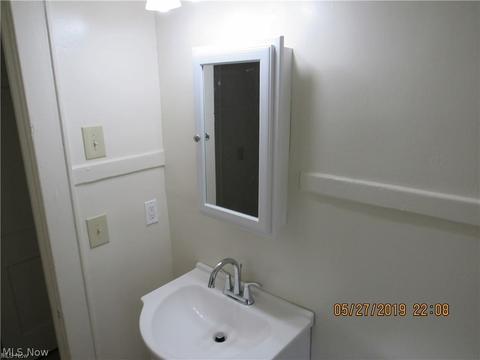 919 W 58th St, Ashtabula, OH 44004 photo 13