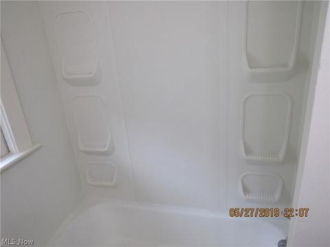 919 W 58th St, Ashtabula, OH 44004 photo 14