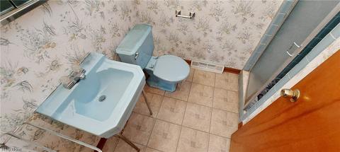 853 E Broad St, Elyria, OH 44035 photo 21