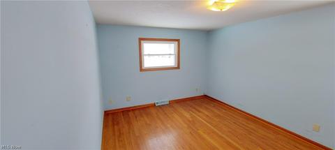 853 E Broad St, Elyria, OH 44035 photo 8