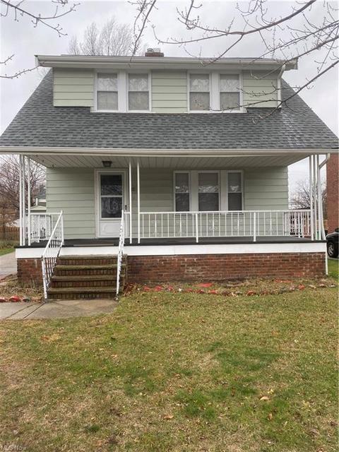 860 E 236th St, Euclid, OH 44123 photo 1
