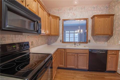 4518 Amberidge Ave NW, Canton, OH 44708 photo 12