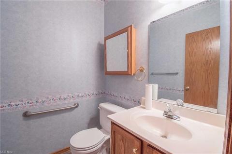 4518 Amberidge Ave NW, Canton, OH 44708 photo 21