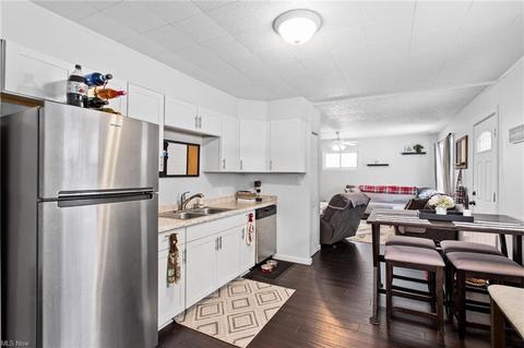 610 Denison Ave, Elyria, OH 44035 photo 9