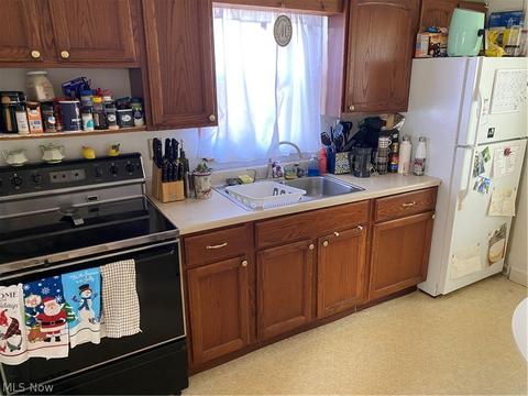 203 50th St SE, Canton, OH 44707 photo 10