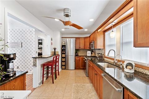 281 E Willowview Dr, Coventry, OH 44319 photo 12
