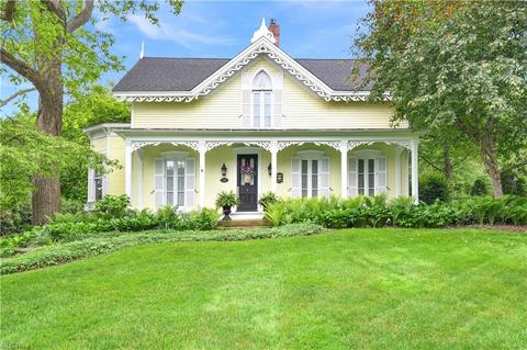 356 E Garfield Rd, Aurora, OH 44202 photo 1
