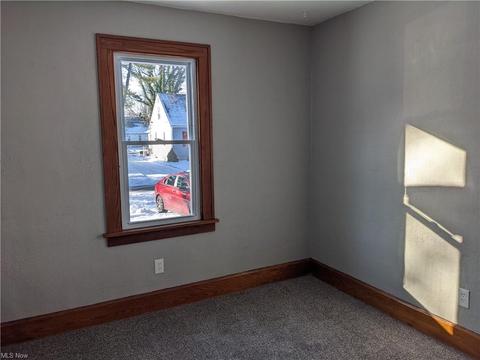 183 Beebe Ave, Elyria, OH 44035 photo 14