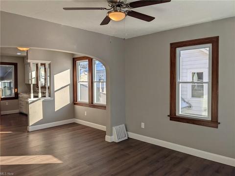 183 Beebe Ave, Elyria, OH 44035 photo 5