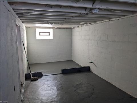 183 Beebe Ave, Elyria, OH 44035 photo 26
