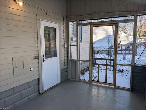 183 Beebe Ave, Elyria, OH 44035 photo 22