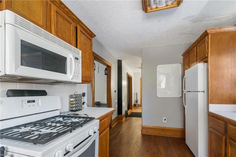 273 E Miller Ave, Akron, OH 44311 photo 7