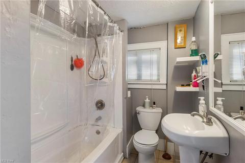 273 E Miller Ave, Akron, OH 44311 photo 28
