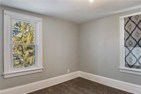 273 E Miller Ave, Akron, OH 44311 photo 22