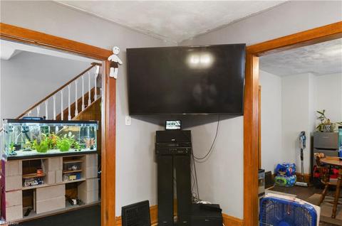 273 E Miller Ave, Akron, OH 44311 photo 19