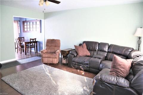 3501 Ivanhoe Dr, Kent, OH 44240 photo 3
