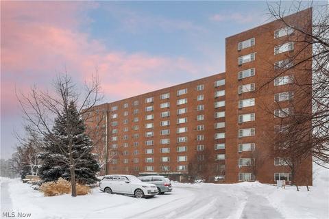 Gold Coast Lakewood Real Estate 28 Homes For Sale In Gold Coast Lakewood Oh Movoto