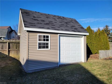 3406 Jones Dr, Lorain, OH 44053 photo 4