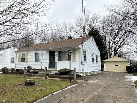 1339 Myrtle Ave, Ashtabula, OH 44004 photo 1