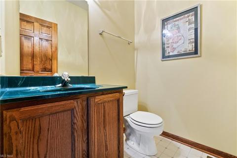 2601 Charing Cross Rd NW, Canton, OH 44708 photo 15
