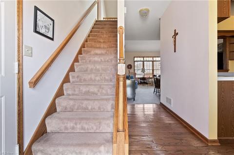 2601 Charing Cross Rd NW, Canton, OH 44708 photo 2