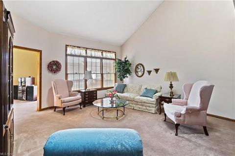 2601 Charing Cross Rd NW, Canton, OH 44708 photo 10