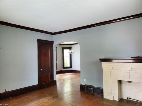 316 4th St, Elyria, OH 44035 photo 4