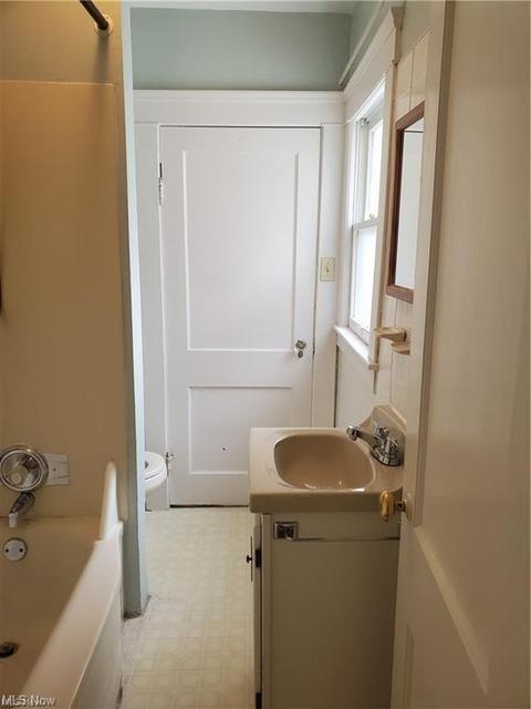 316 4th St, Elyria, OH 44035 photo 19